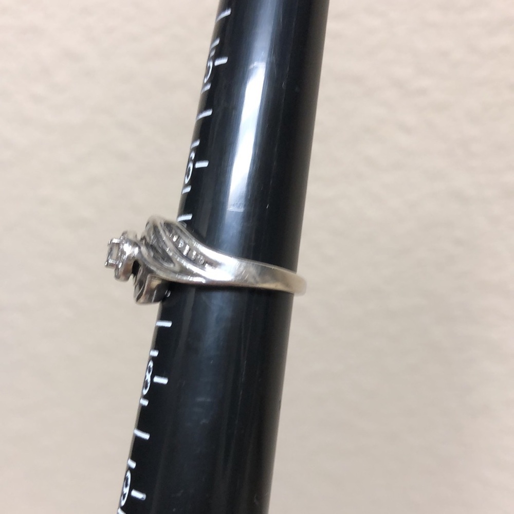 Diamond Ring - Picture 3 of 6